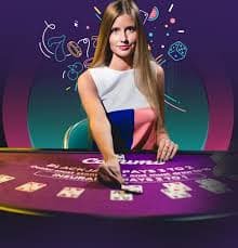 qqmacan slot live dealer table interface on mobile showing blackjack game